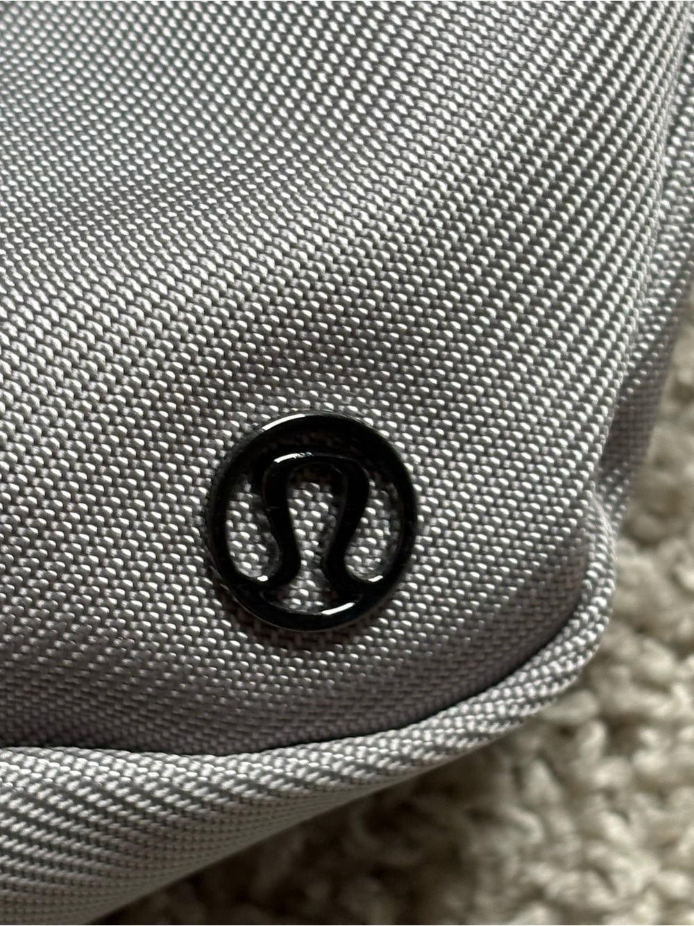 Lululemon Festival Bag II *5L - Picture 4 of 6